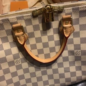 AUTHENTIC LOUIS VUITTON SPEEDY BAN 35 **LIKE NEW**